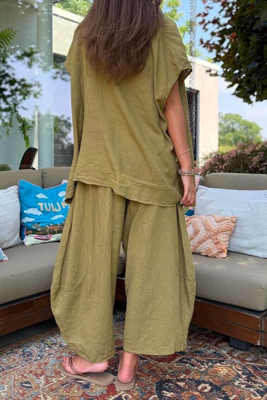 Sandbar Linen Blend Drape Front Cap Sleeve Gilet Deep Olive